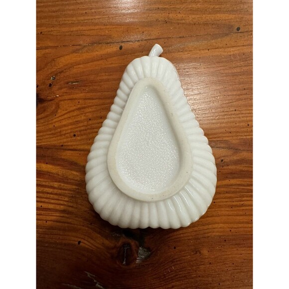 Vintage Imperial Glass Corporation White Pear Shaped Trinket Tray with Grapes - Picture 2 of 4